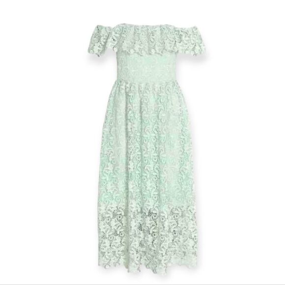 H&M Dresses & Skirts - H&M off the shoulder lace dress, size 6